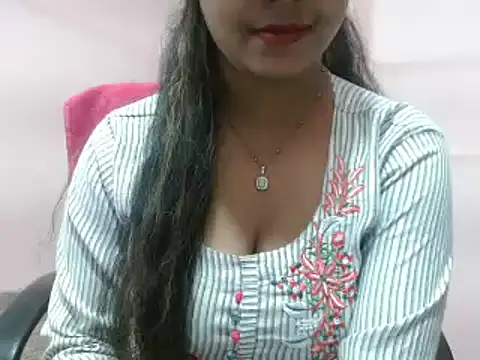 LovingPihu online show from February 2025 11:23:02 AM