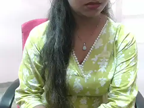 LovingPihu online show from March 2025 05:41:02 AM