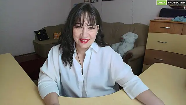 Lucretia Goldi  online show from December 2024 03:35:01 PM