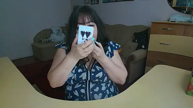 Lucretia Goldi  online show from February 2025 12:59:01 PM