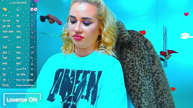 Snapshot of sassy_madeline chatting on December 2024 07:36:01 PM sassy madeline online show from December 2024 07:36:01 PM