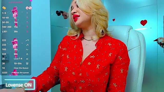 Snapshot of sassy_madeline chatting on December 2024 09:15:02 PM sassy madeline online show from December 2024 09:15:02 PM