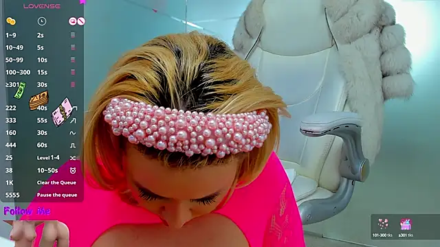 Snapshot of sassy_madeline chatting on January 2025 10:35:01 PM sassy madeline online show from January 2025 10:35:01 PM