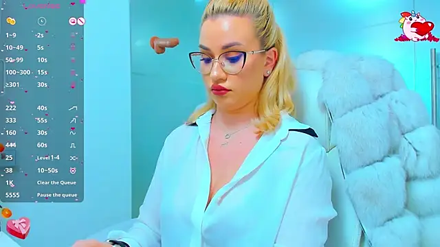 Snapshot of sassy_madeline chatting on February 2025 07:45:02 AM sassy madeline online show from February 2025 07:45:02 AM