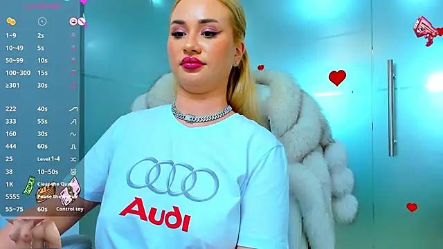 Snapshot of sassy_madeline chatting on March 2025 07:05:02 AM sassy madeline online show from March 2025 07:05:02 AM