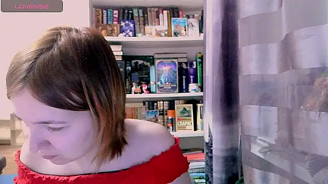 Snapshot of BrattyFoxyGirl chatting on January 2025 05:37:02 PM BrattyFoxyGirl online show from January 2025 05:37:02 PM