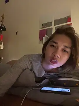 Snapshot of SweetCumFrancine chatting on April 2026 12:00:01 PM SweetCumFrancine online show from April 2026 12:00:01 PM