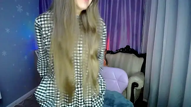 queen a n i online show from December 2024 02:58:02 PM