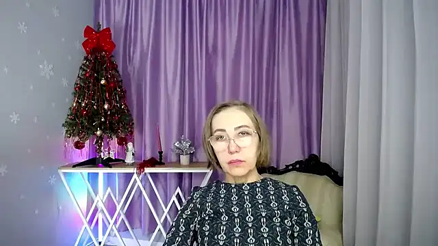 queen a n i online show from February 2026 01:42:02 PM