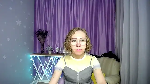 queen a n i online show from July 2026 08:27:02 AM