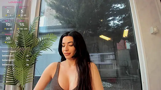 Naila18 online show from March 2026 05:48:01 AM