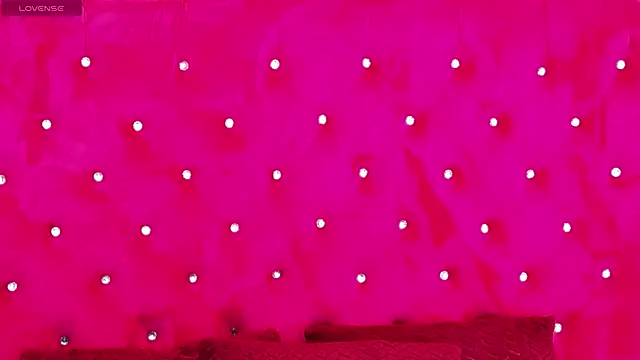 LoraDelNiro online show from December 2024 07:39:02 PM