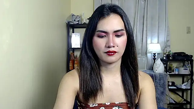 Snapshot of beatrice_21 chatting on September 2025 04:03:01 AM beatrice 21 online show from September 2025 04:03:01 AM