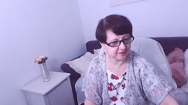 Snapshot of ChristaRose chatting on December 2024 01:02:02 AM ChristaRose online show from December 2024 01:02:02 AM