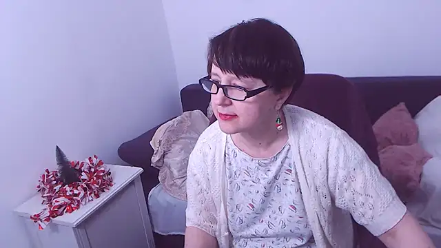 Snapshot of ChristaRose chatting on December 2024 03:37:01 AM ChristaRose online show from December 2024 03:37:01 AM