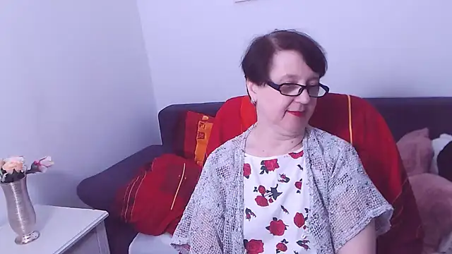 Snapshot of ChristaRose chatting on January 2025 06:27:01 PM ChristaRose online show from January 2025 06:27:01 PM