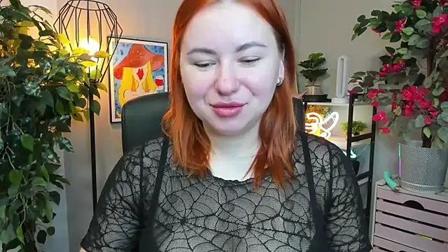 LAYLAxSTAR online show from October 2025 07:32:01 AM