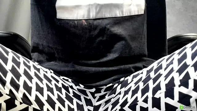 Courtney Luv online show from October 2025 11:40:01 AM