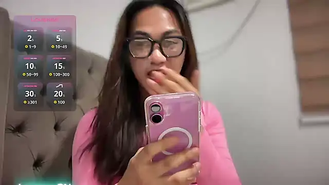 Local Hoelyx online show from March 2026 06:13:02 PM