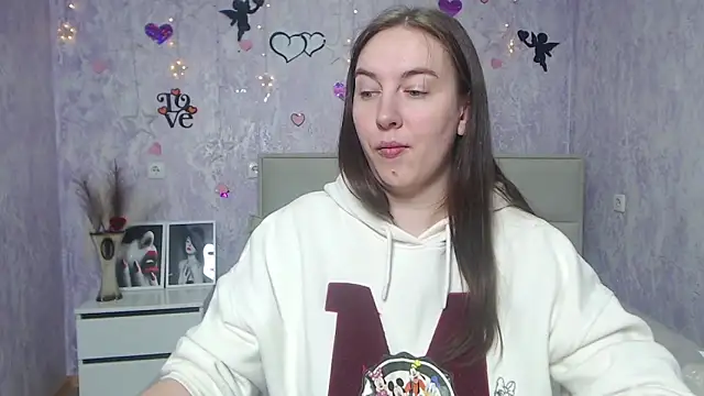 Snapshot of KaleyReed chatting on March 2025 11:28:01 AM KaleyReed online show from March 2025 11:28:01 AM