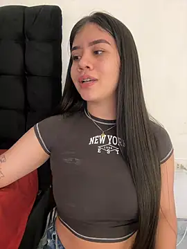 Snapshot of Alhanna_ chatting on December 2024 09:08:01 PM Alhanna online show from December 2024 09:08:01 PM