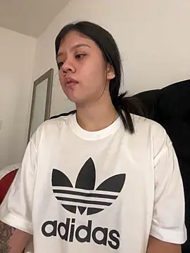 Snapshot of Alhanna_ chatting on January 2025 08:59:01 PM Alhanna online show from January 2025 08:59:01 PM