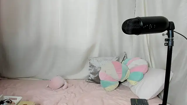 susy angel online show from September 2025 11:46:02 AM