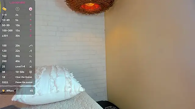 sophi cooper29 online show from December 2025 07:53:02 PM