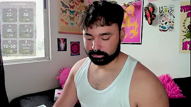 Snapshot of johnnyalx chatting on October 2025 05:09:01 PM johnnyalx online show from October 2025 05:09:01 PM