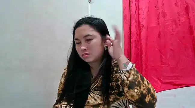 LalaiAsian online show from February 2025 05:05:02 PM