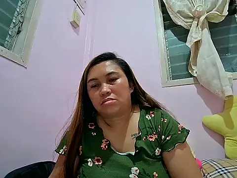 LalaiAsian online show from September 2025 12:07:01 PM