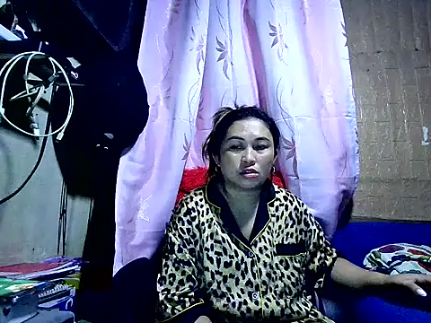 LalaiAsian online show from June 2026 03:38:01 PM