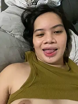 Snapshot of Hebefemme chatting on March 2025 06:21:02 PM Hebefemme online show from March 2025 06:21:02 PM