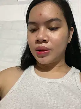 Snapshot of Hebefemme chatting on March 2025 04:28:02 PM Hebefemme online show from March 2025 04:28:02 PM