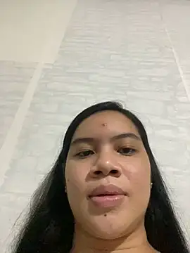 Snapshot of Hebefemme chatting on March 2025 11:42:02 PM Hebefemme online show from March 2025 11:42:02 PM