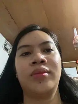 Snapshot of Hebefemme chatting on March 2025 07:04:02 AM Hebefemme online show from March 2025 07:04:02 AM