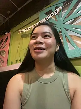 Snapshot of Hebefemme chatting on March 2025 12:22:01 PM Hebefemme online show from March 2025 12:22:01 PM