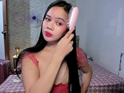 Snapshot of Hebefemme chatting on September 2025 07:13:02 PM Hebefemme online show from September 2025 07:13:02 PM