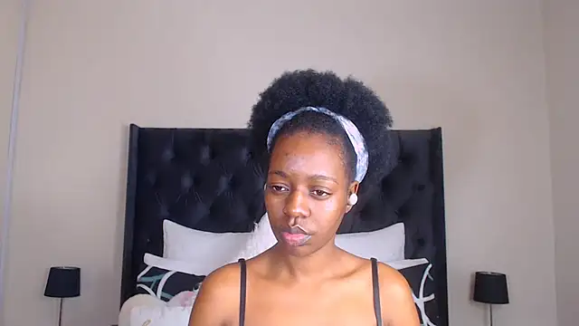 Snapshot of Sexynaughty_Gal chatting on March 2025 10:42:01 PM Sexynaughty Gal online show from March 2025 10:42:01 PM