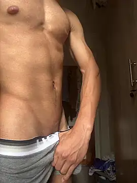 reyadXxxx online show from August 2026 05:04:02 PM