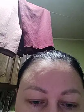 Rini333 online show from January 2026 06:57:02 PM