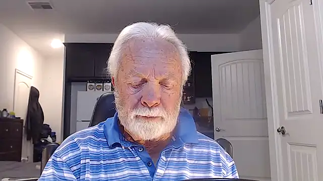 Snapshot of rockpoint69 chatting on December 2024 11:55:01 AM rockpoint69 online show from December 2024 11:55:01 AM