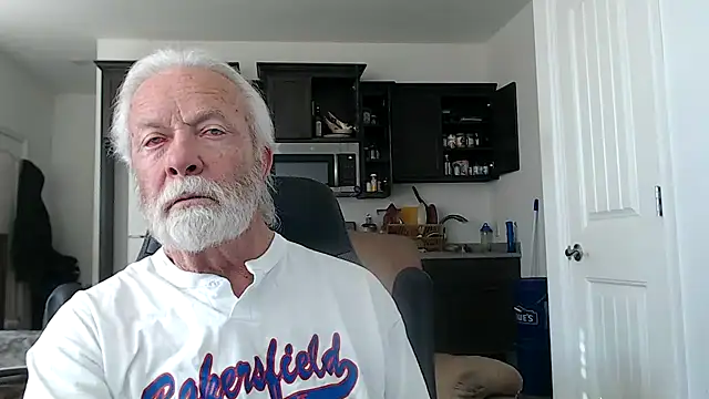 Snapshot of rockpoint69 chatting on December 2024 08:47:01 PM rockpoint69 online show from December 2024 08:47:01 PM