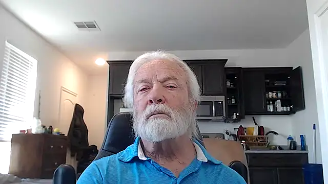 Snapshot of rockpoint69 chatting on January 2025 03:33:02 PM rockpoint69 online show from January 2025 03:33:02 PM