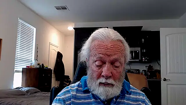 Snapshot of rockpoint69 chatting on February 2025 09:54:01 PM rockpoint69 online show from February 2025 09:54:01 PM