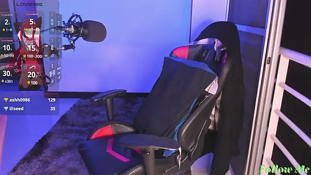 AmberRaus online show from December 2024 10:33:02 AM