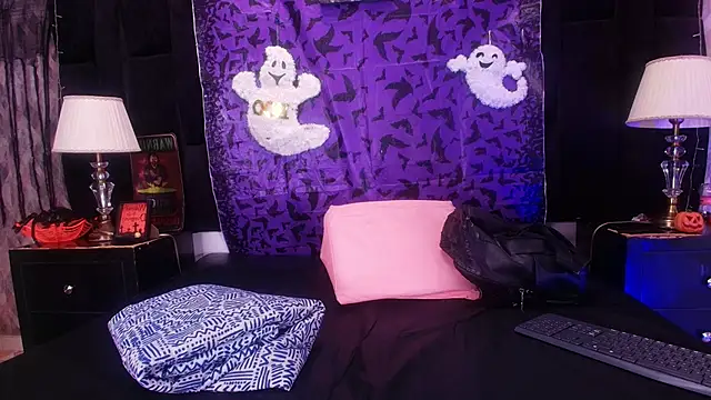 shelsyloreds online show from October 2025 12:04:01 PM