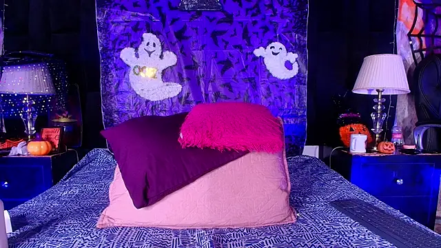 shelsyloreds online show from October 2025 11:55:01 AM