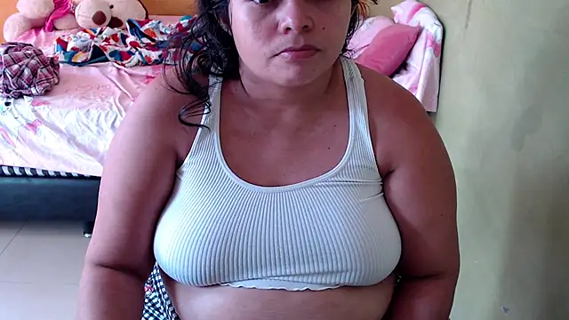 Snapshot of yulieth_bbw chatting on January 2025 02:30:02 PM yulieth bbw online show from January 2025 02:30:02 PM