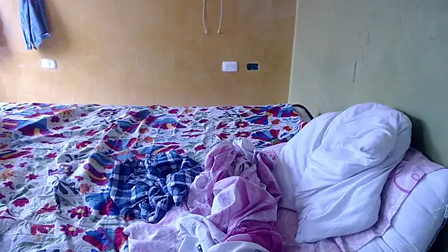 yulieth bbw online show from November 2025 05:15:02 PM